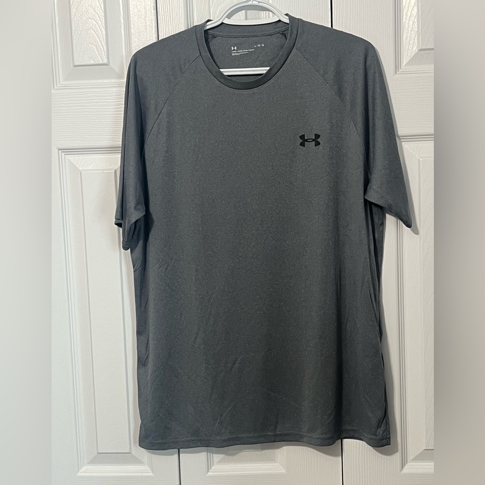 Under Armour Men's Charcoal Short Sleeve Tee